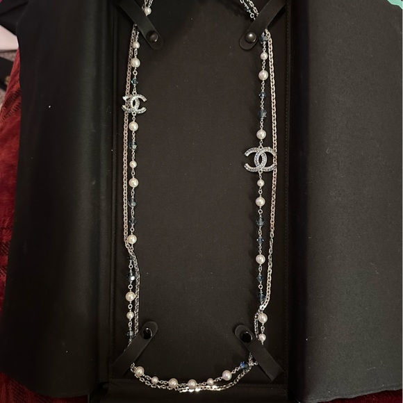 CHANEL long pearl necklace w blue crystals rhinestone classic princess sapphire - Picture 5 of 11